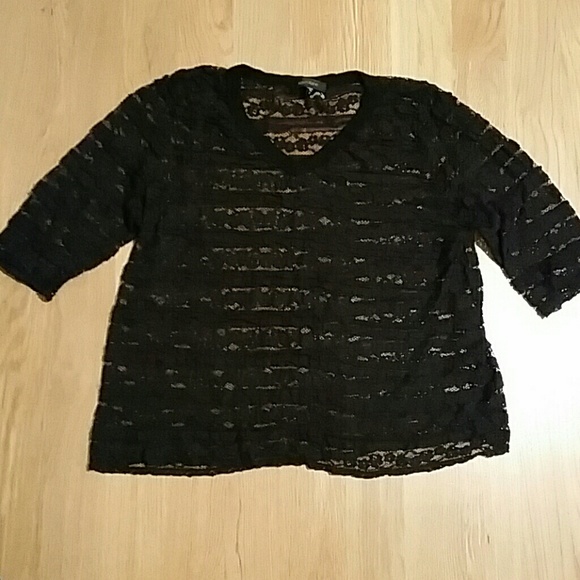 Karen Kane Lace Top