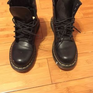 Doc Martens size 6