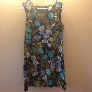 Fitted blue floral pattern dress