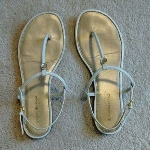 White Thong Sandals with Gemstone