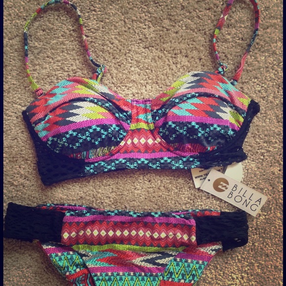 Billabong Other - NWT 2 piece Billabong swimsuit