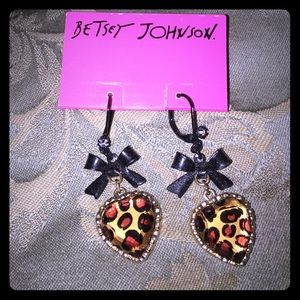 Betsy Johnson cheetah print earrings