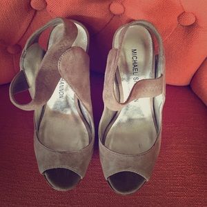 Michael Shannon Tan Suede Cindy Platform Heels