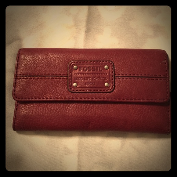 Burgundy Fossil Wallet