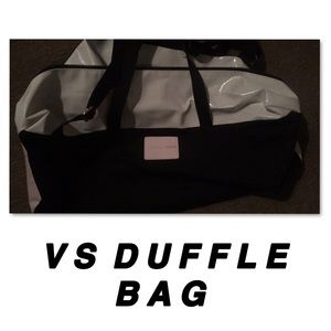 💮Victoria's Secret ( VS ) duffle bag💮