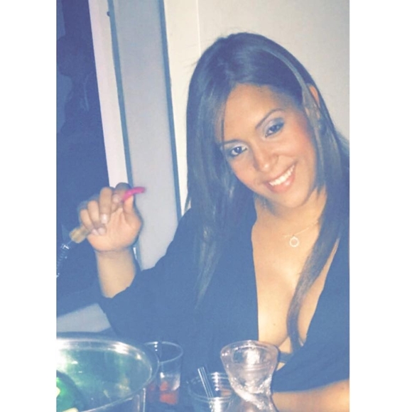 Meet your Posher, Angie