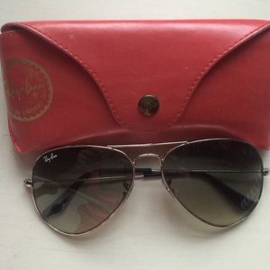 Ray ban aviator sunglasses
