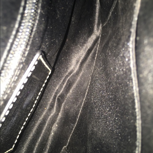 Black Coach shoulder bag - Picture 3 of 3