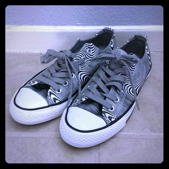 Zebra print converse