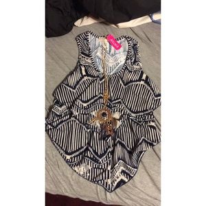 Agaci Top 🌺 SOLD 🌺