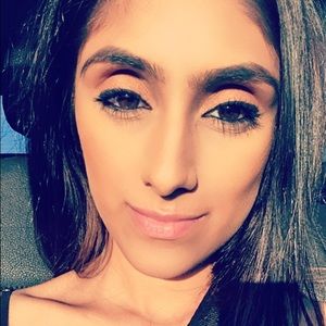 Meet your Posher, Natasha