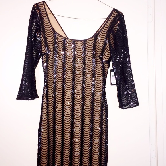 Guess Dresses & Skirts - 🚨FINAL PRICE🚨GUESS Sequin Dress