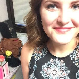 Meet your Posher, Bethany