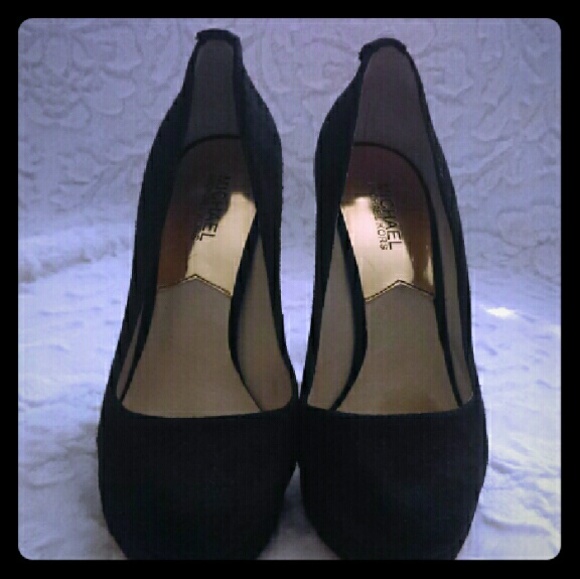Micheal Kors heels