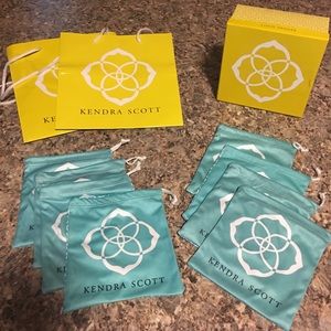 Kendra Scott bags/box 😍😍😍😍