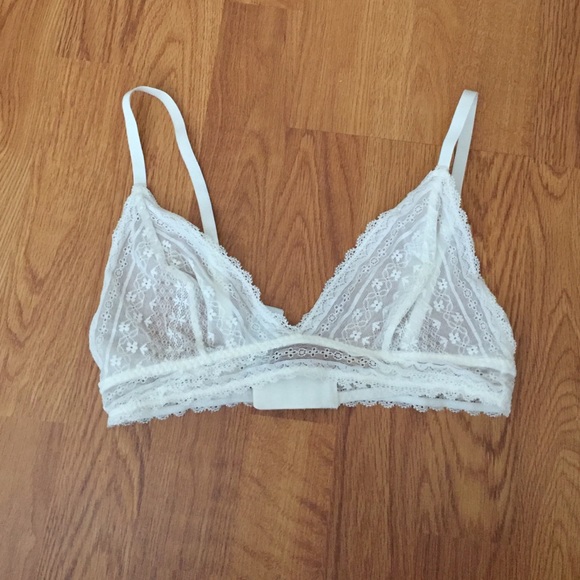 Oysho Other - Lacy Cream Bralette