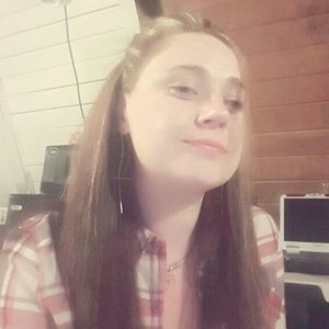 Meet your Posher, Valerie