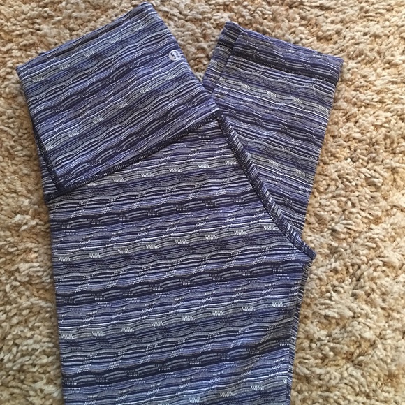LuluLemon Capri Leggings