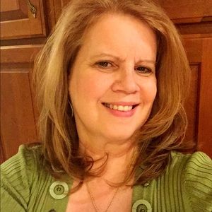 Meet your Posher, Valerie