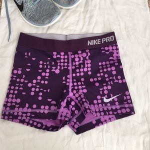 Nike pro!