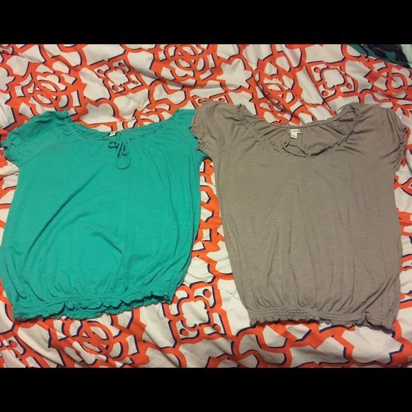 American Eagle shirt bundle of 2. Size M! - Picture 1 of 4