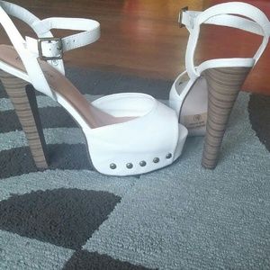 Paprika White Studded Peep Toe