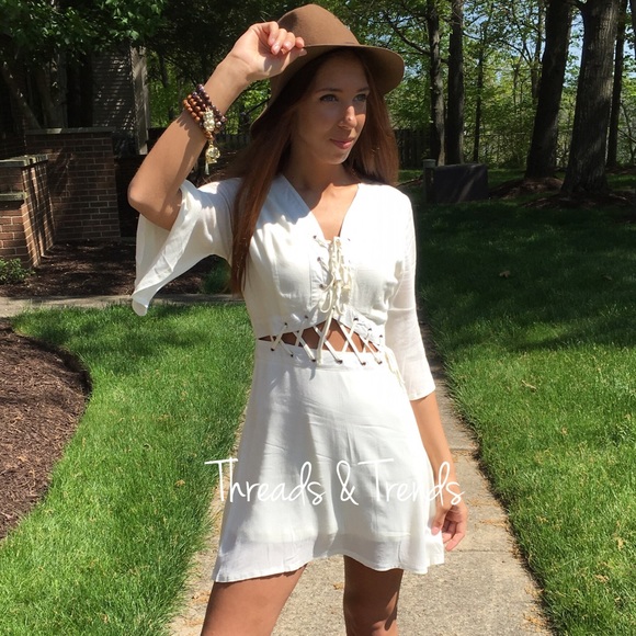 Peekaboo Pastel  Waist Lace Up Dress - Picture 3 of 3