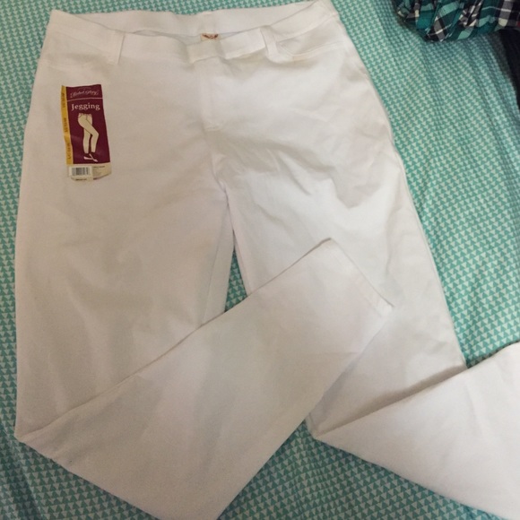 White jeggings