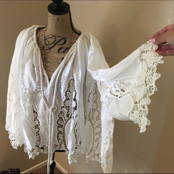 LAST ONE left! White lace drawstring top - Picture 4 of 4