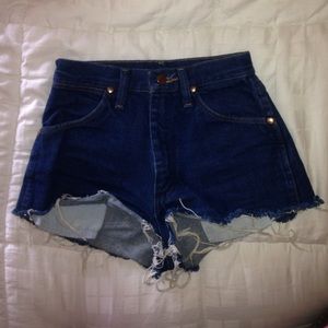 highwaisted cutoff jean shorts(-: