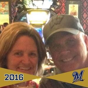 Meet your Posher, Dena-bob