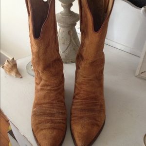 Buffalo Chips suede cowboy boots!