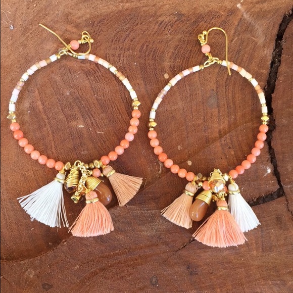 HP🎉🎉🎉NWT Field of Arrows  "Nakamol Earrings"