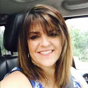 Meet your Posher, Denise