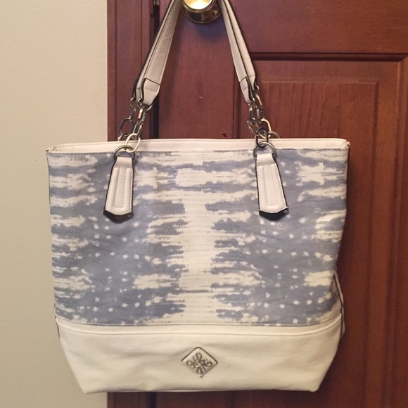 Used once Vera wang purse.