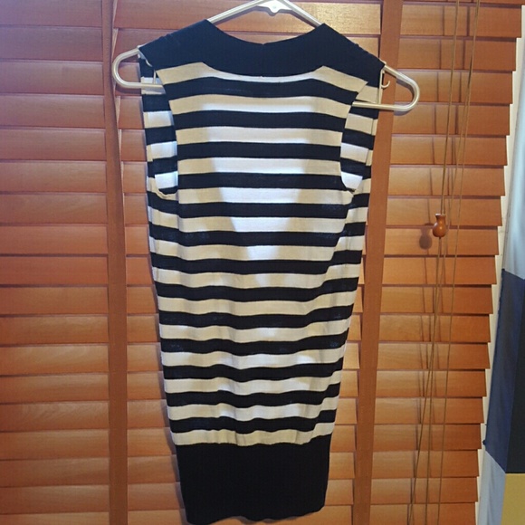 Express striped sleeveless top deep plunge - Picture 4 of 4