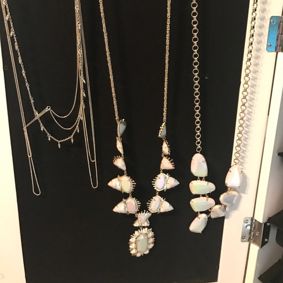 Kendra Scott Collection as of 03/19/2017 💋 - Picture 4 of 4