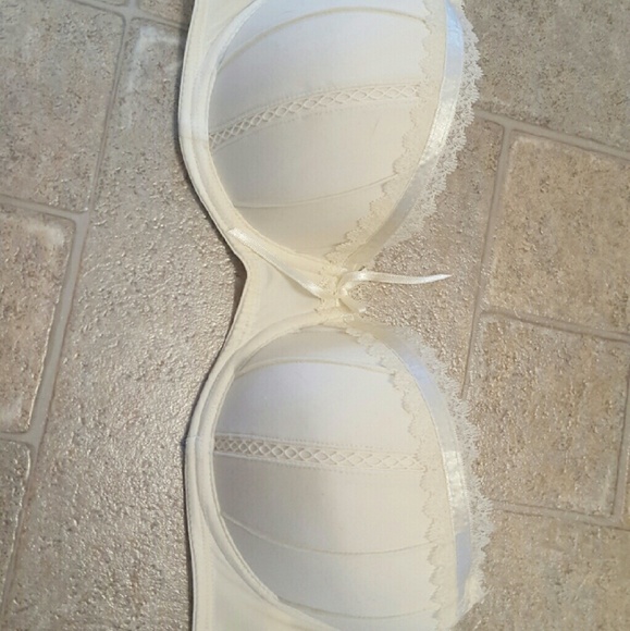 NWOT Candies Balconette Bra