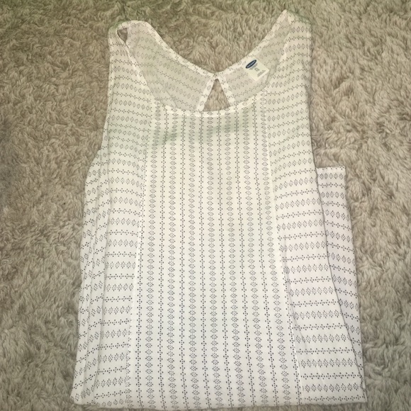 Old navy tank top - Picture 1 of 2