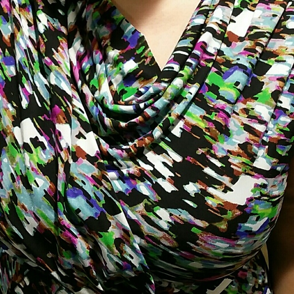 Plus size dress - Picture 2 of 3