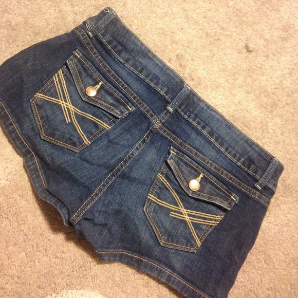 Shorts - Picture 2 of 2