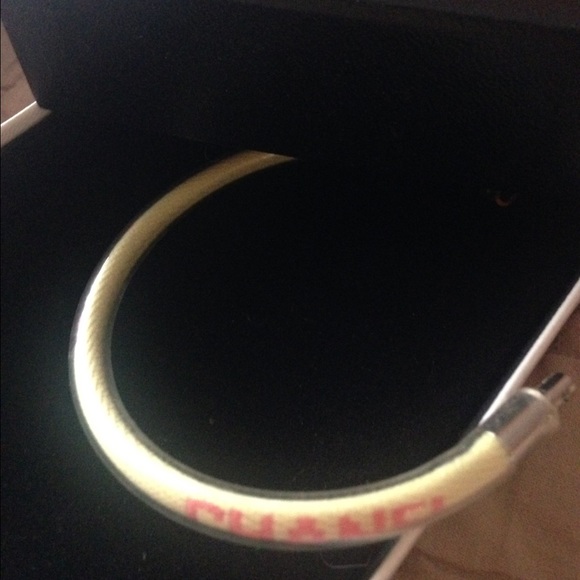💖Chanel bracelet💖 - Picture 2 of 4