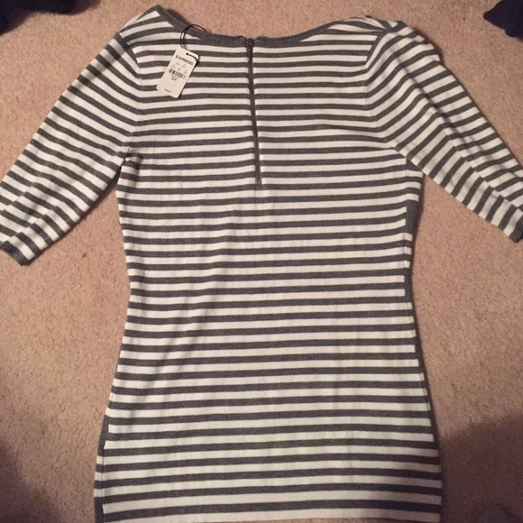 Express Sweater - Picture 2 of 2