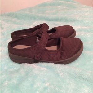 white stag mary jane shoes