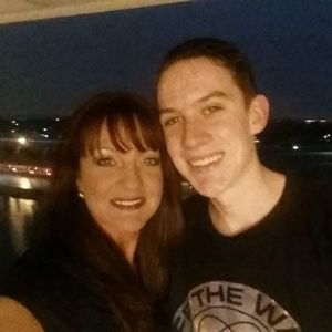 Meet your Posher, Christy