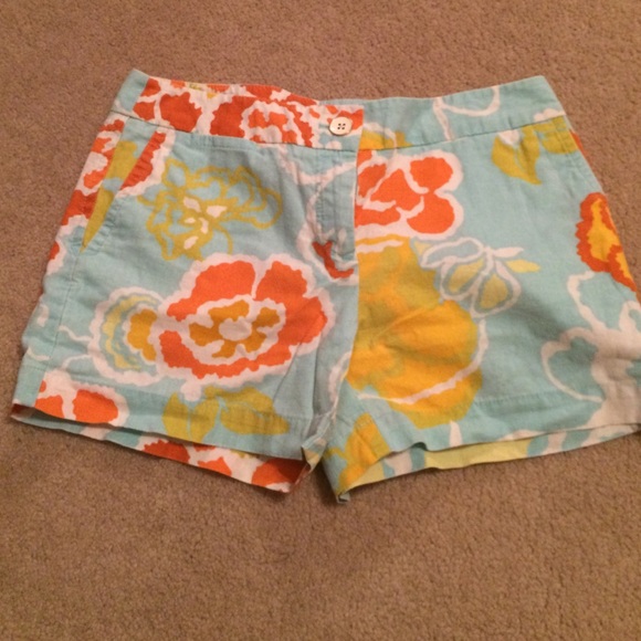 2 pairs of Floral Loft shorts