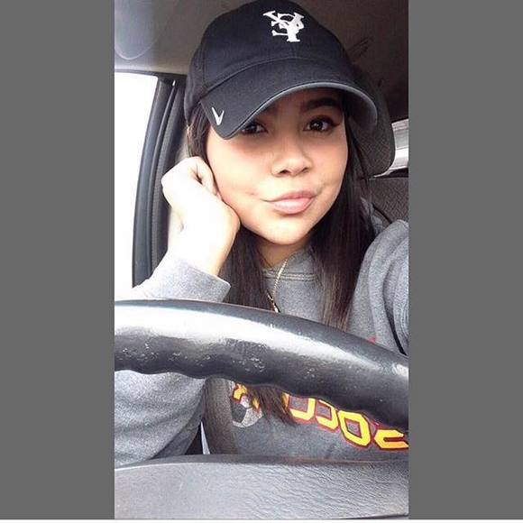 Meet your Posher, Meyri