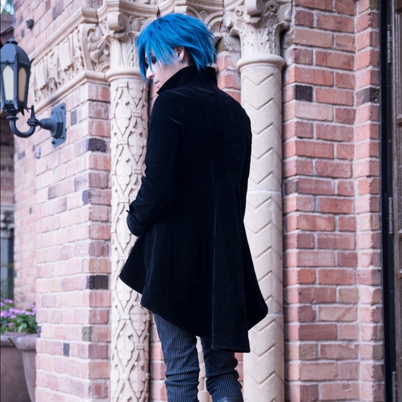 Black Velvet Tailcoat Silver Buttons Gothic Pirate - Picture 2 of 4