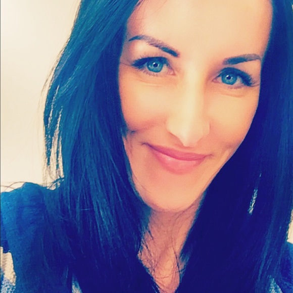 Meet your Posher, Judy - Picture 3 of 3