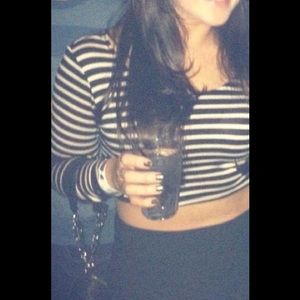 Black/Beige striped long sleeve crop top